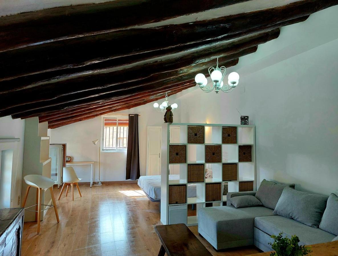 B&B Apartamentos La Atalaya Olite Luaran gambar