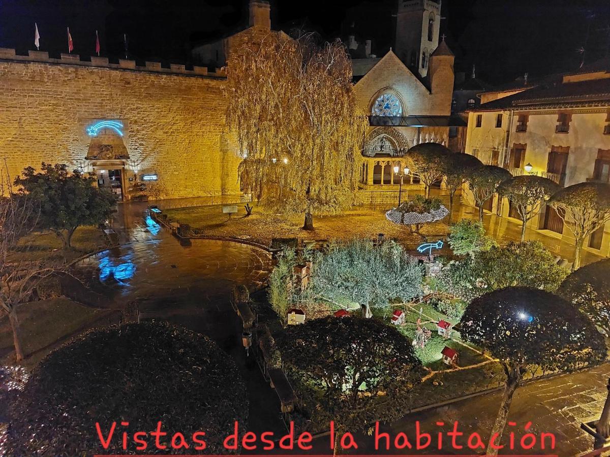 B&B Apartamentos La Atalaya Olite Luaran gambar