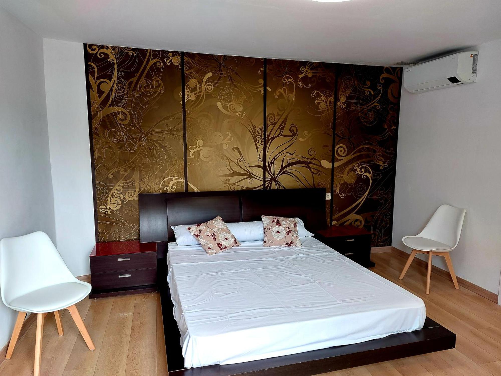 B&B Apartamentos La Atalaya Olite Bilik gambar